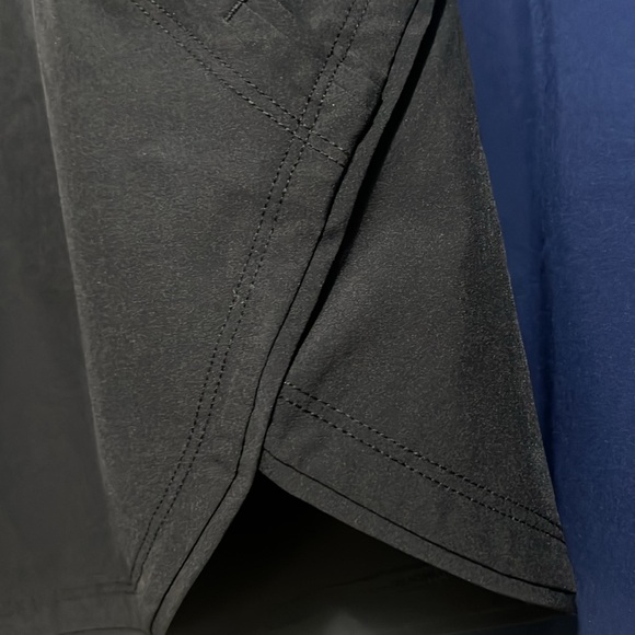 Lands End 3” swim shorts. 2 pairs in Black and Navy. Size 12. - Picture 8 of 9